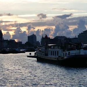 https://mps-waterland-amsterdam.amsterdamhotelsnl.com