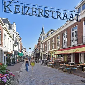 Aparthotel Four Star - Keizerstraat, Den Haag